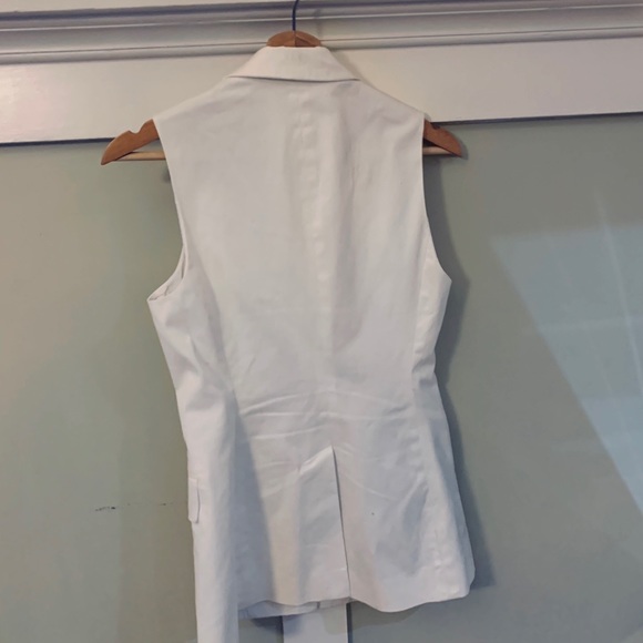 White structured Club Monaco vest - Picture 2 of 3